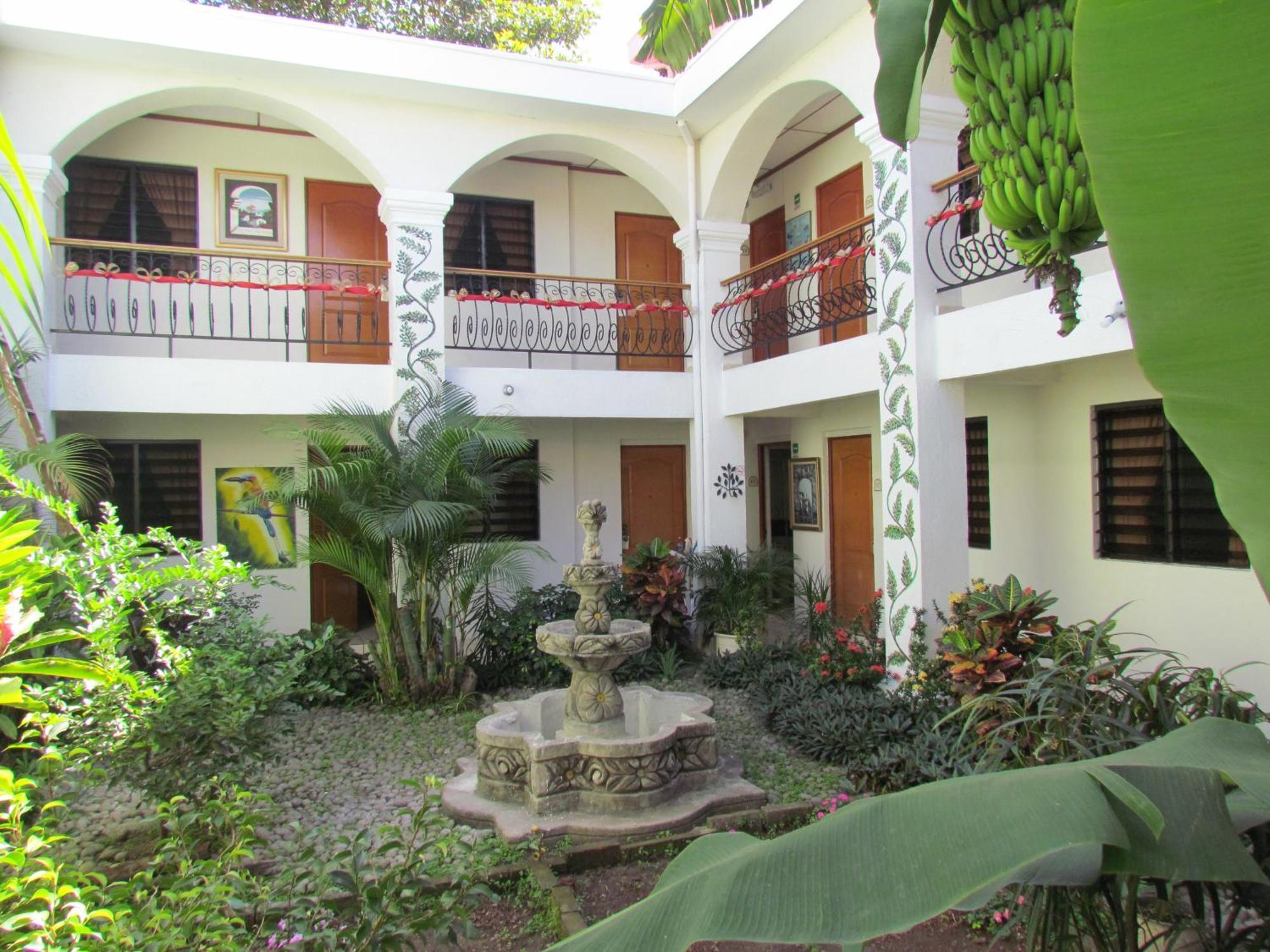 Hotel Villa Serena Escalon San Salvador Buitenkant foto