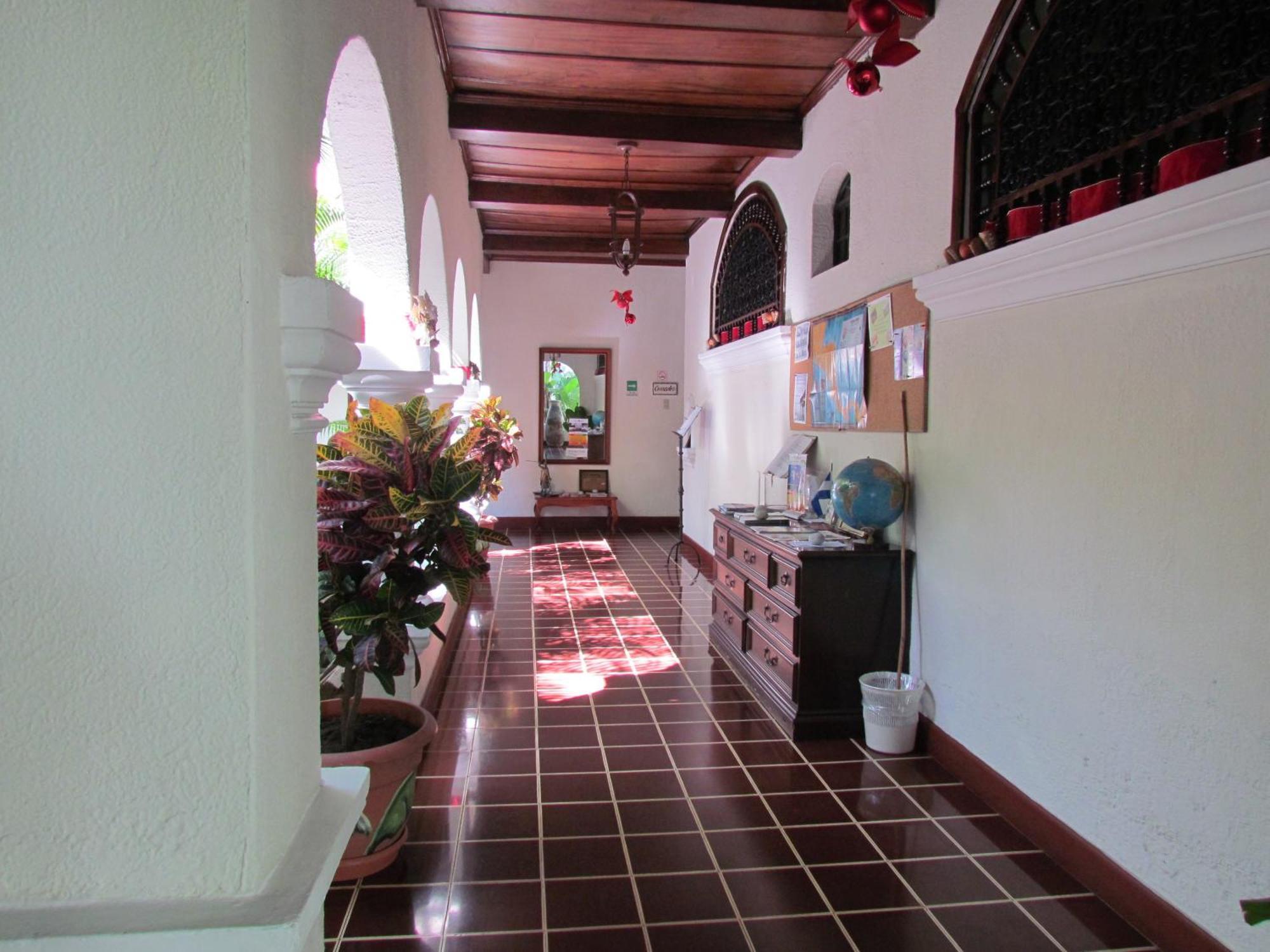 Hotel Villa Serena Escalon San Salvador Buitenkant foto